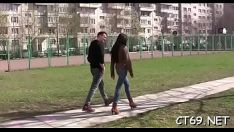 Riproduci Rilascia il sesso con gli adolescenti maggioritari