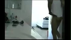 Afspelen Kostbare niet-professionele rok heeft seks op bed