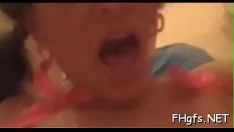 Odtwórz Przyjemna nastolatka zdobywająca fucked