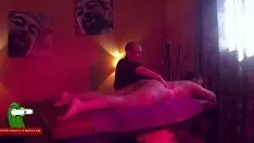 चलाएँ श्यामला gui00138 . के साथ गूँथना शेल्फ पर गड़बड़