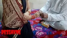 Jouer Desi avni baise sévèrement