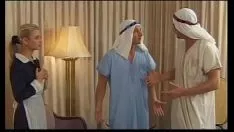 تشغيل ديميا وارف ، الخادمة السيئة تحب موانئ دبي