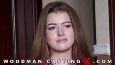 تشغيل أوليفيا سبارك ، صب