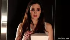 Redare Alix catamount o ia pe Jenna