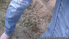 Play Alonequestions hot brunet adolescent podiumy cums striptease artist onanism