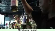 Reproducir Missy necesariamente para pagar sus deudas 14