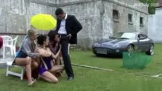 Reproduzir Adolescente gostoso engasgando
