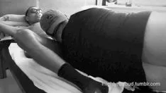 चलाएँ पावरफुल रियल नंबरबड सर्विस ब्लैक मैन अप्रैल 2014