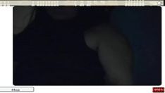 Afspelen Webcam Missy geeft niet-professionele porno video-opname mobiel uit