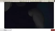 Afspelen Webcam Missy geeft niet-professionele porno video-opname mobiel uit