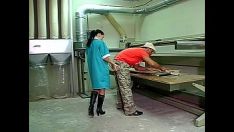 Putar Porno pabrik