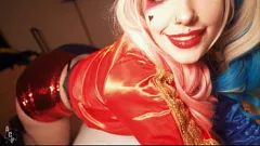 Redare Păsărica roz nesățioasă a lui Harley Quinn: întâlnirea cu rating X a lui Rachel Luxe și Gibby The Clown