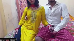 播放 印地语 Desi Xxx：继兄弟姐妹之间的热辣邂逅