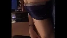 Jouer Un collègue puissant m'envoie un enregistrement vidéo masturbatoire pour m'exciter