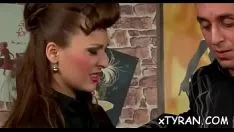 Redare Un coleg devine ocupat și complet supus printr-un bspoil fierbinte
