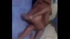 Abspielen Desi Tante Triade